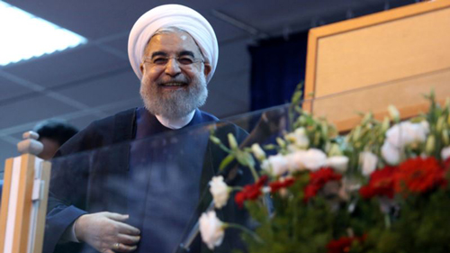 روحانی هنوز در فضای انتخابات است و آتش بس نمی دهد