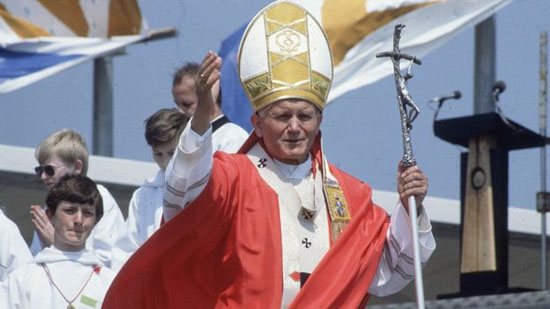 آیا پاپ فرانسیس کمونیست است؟