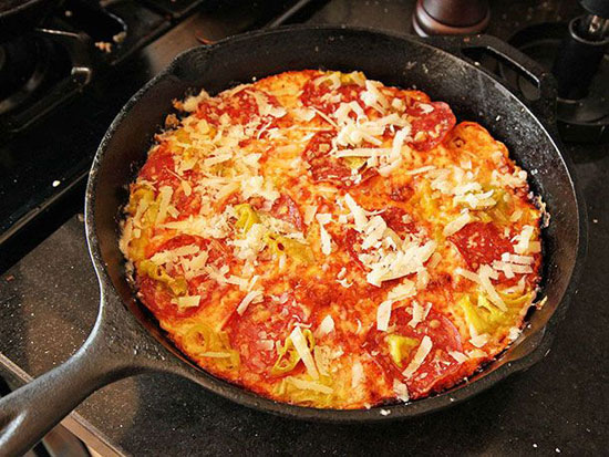 طرز تهیه پیتزا رامن(RAMEN PIZZA)