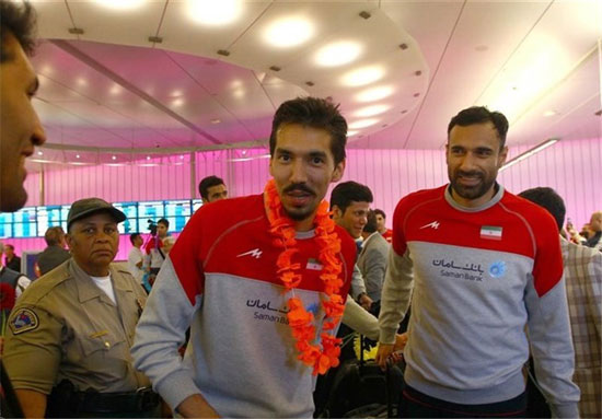 عکس: تیم والیبال ایران وارد لس‌آنجلس شد