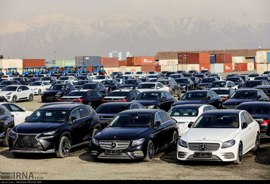 خودرو‌های میلیاردی در گمرگ غرب تهران